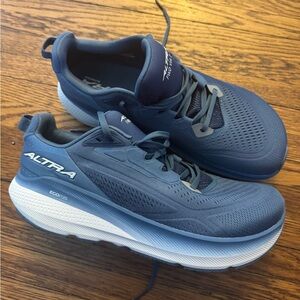 Altra FWD Via 2
TECH SPECS
Altra FWD Via 2